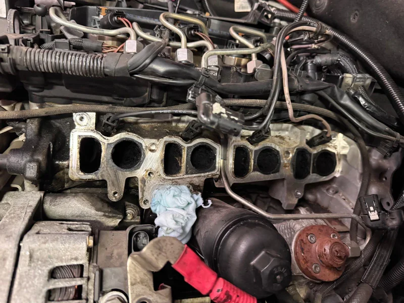BMW N47 cylinder-head intake ports with manifold removed