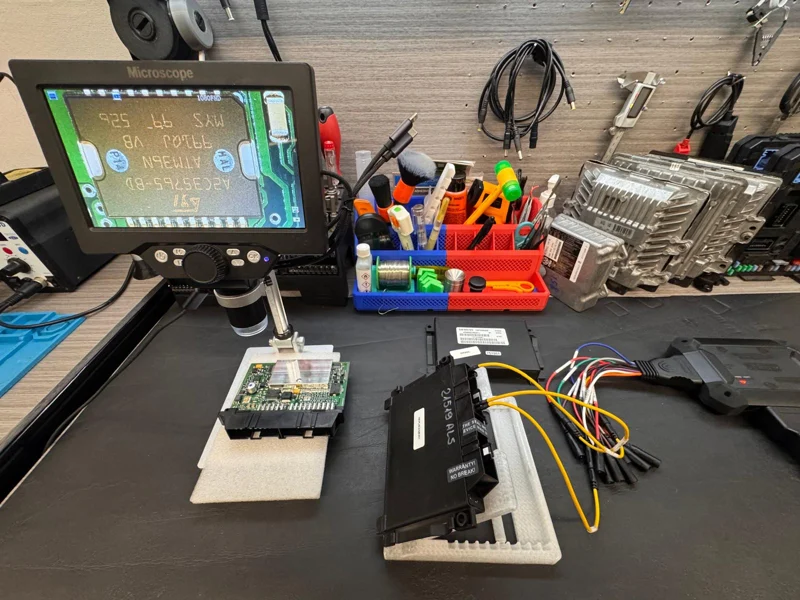 Workshop equipment beside the EGS52 modules