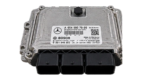 Illustrative isolated automotive electronic module for AdBlue & SCR diagnostics services